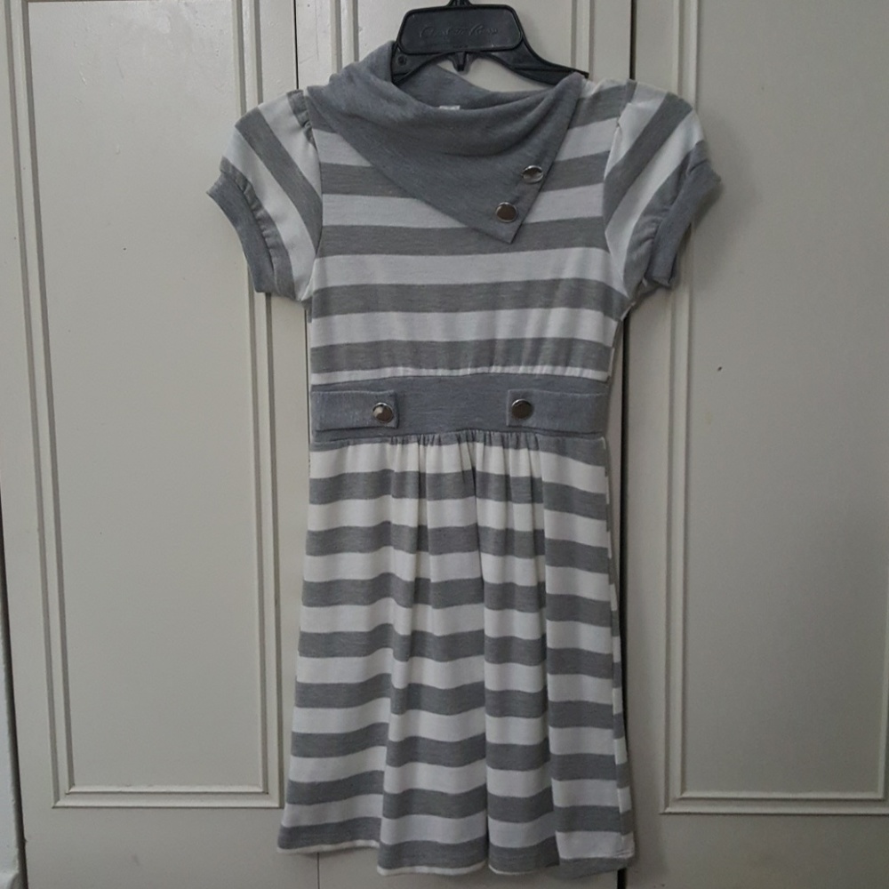 Gray and white kids dress